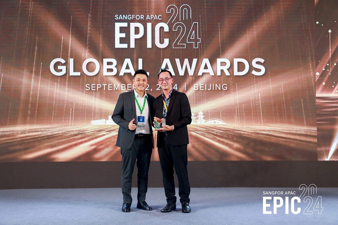 awards ceremonies during Sangfor 2024 Partner and EPIC Summits (APAC)