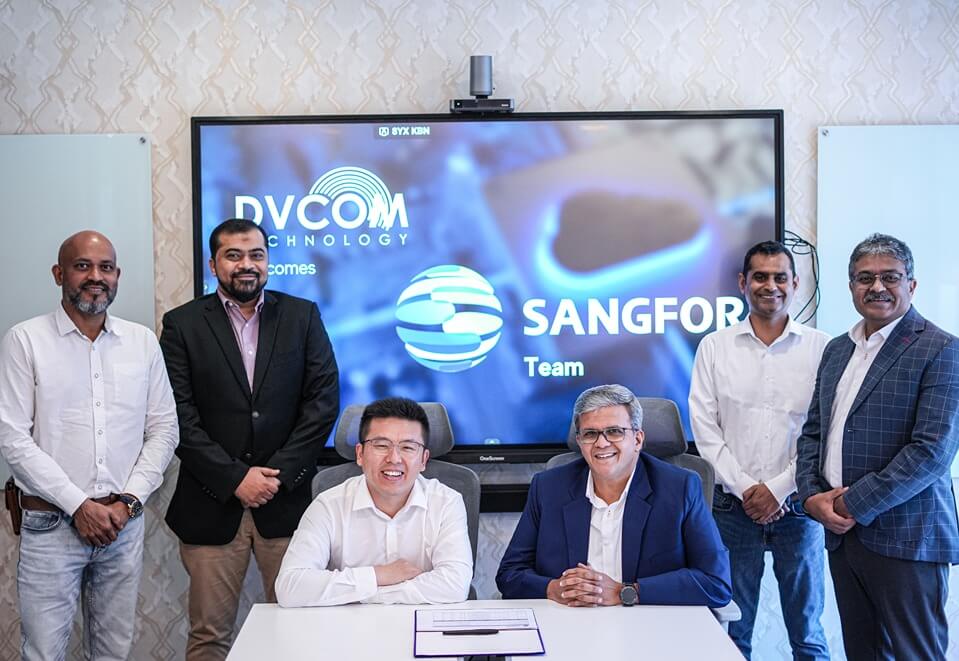 Group photo of Sangfor Technologies and DVCOM Technology Signing Exclusive Distribution Partnership